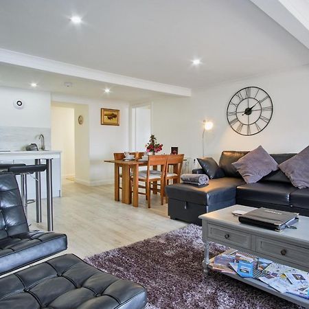 אובאן Imperial Apartment מראה חיצוני תמונה